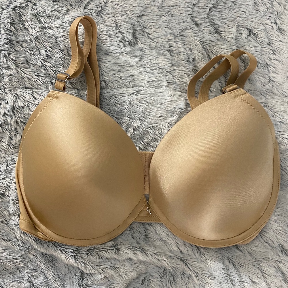 Fredericks of Hollywood 34D Push Up Bra NWOT